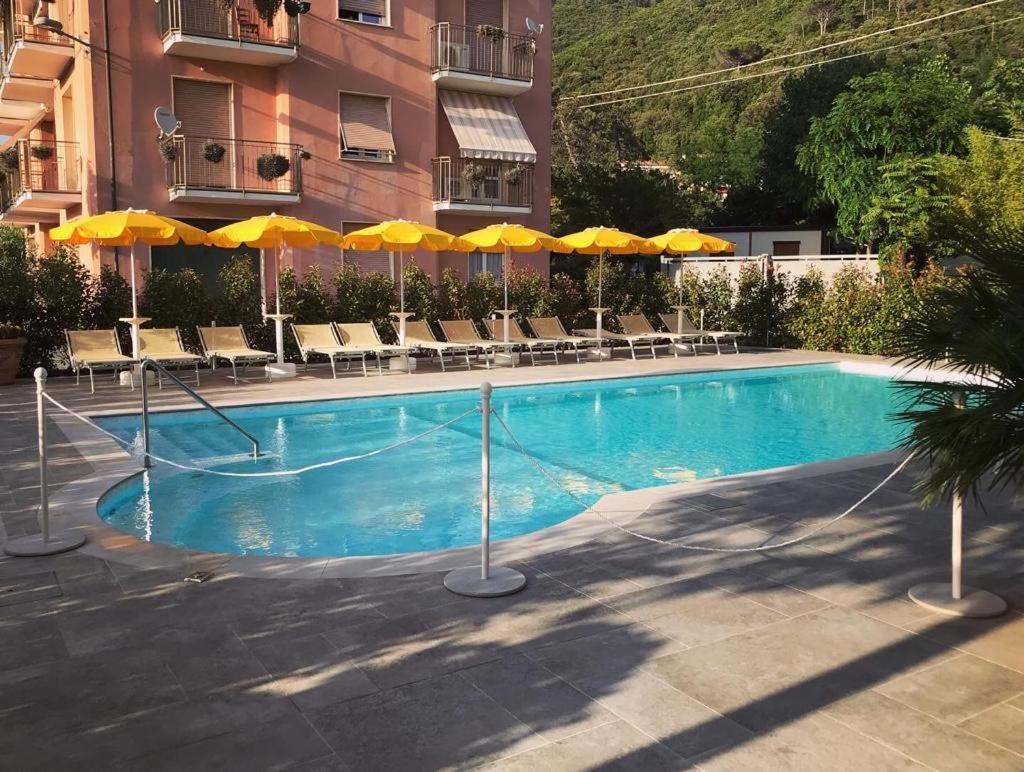 Hotel Riviera Deiva Marina Luaran gambar