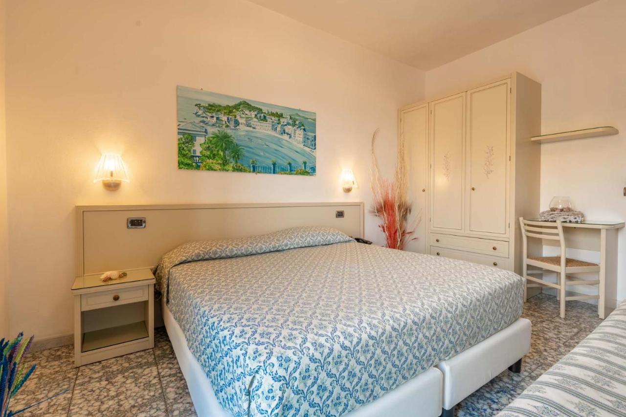 Hotel Riviera Deiva Marina Luaran gambar