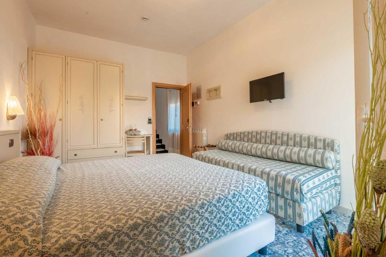 Hotel Riviera Deiva Marina Luaran gambar