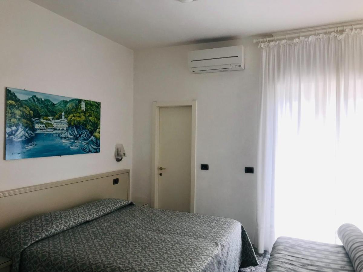 Hotel Riviera Deiva Marina Luaran gambar