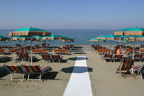 Hotel Riviera Deiva Marina Luaran gambar